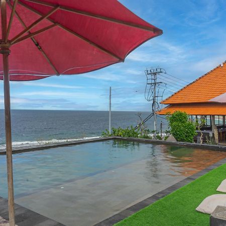 Manta Cottages With Sea View Batununggul Экстерьер фото