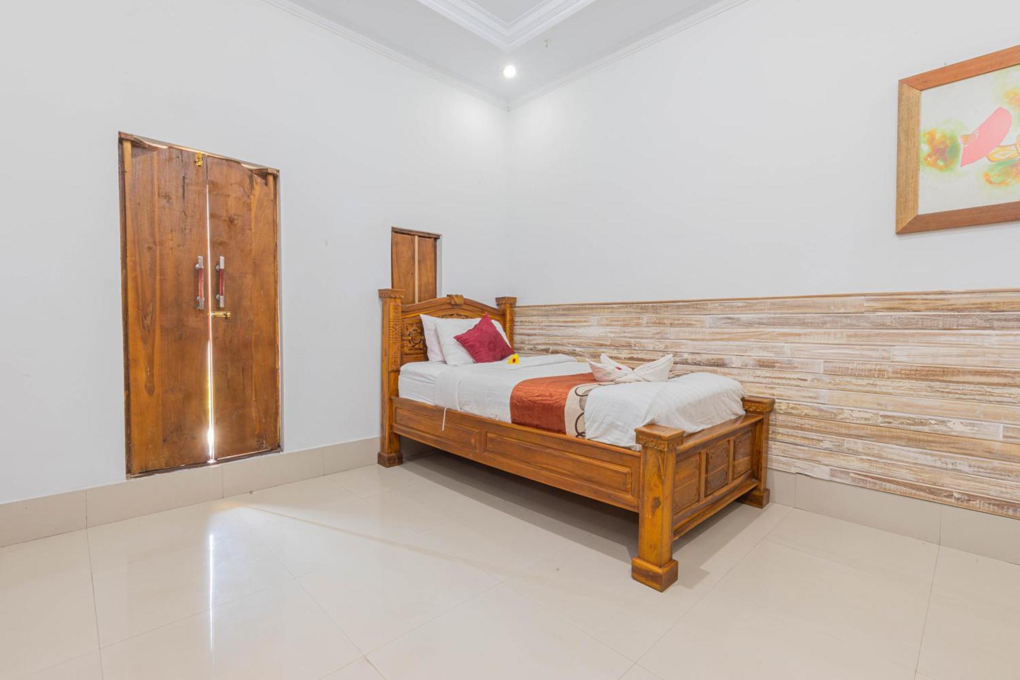 Manta Cottages With Sea View Batununggul Экстерьер фото